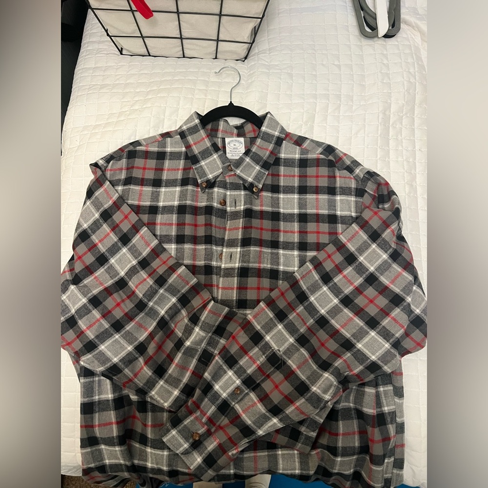Men’s flannel size XL, brooks brothers